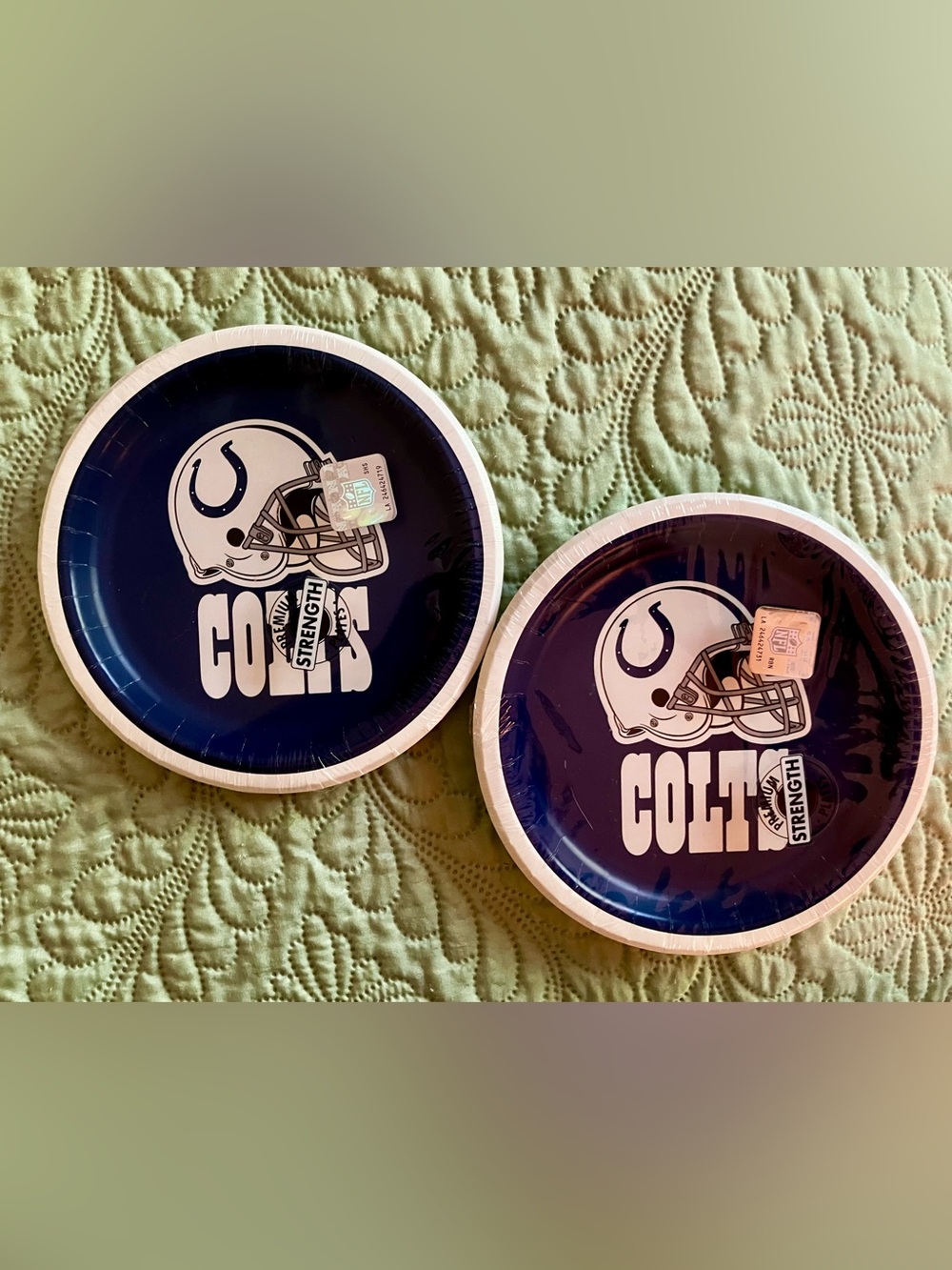 Lot of 16 Indianapolis Colts Paper Snack Plates